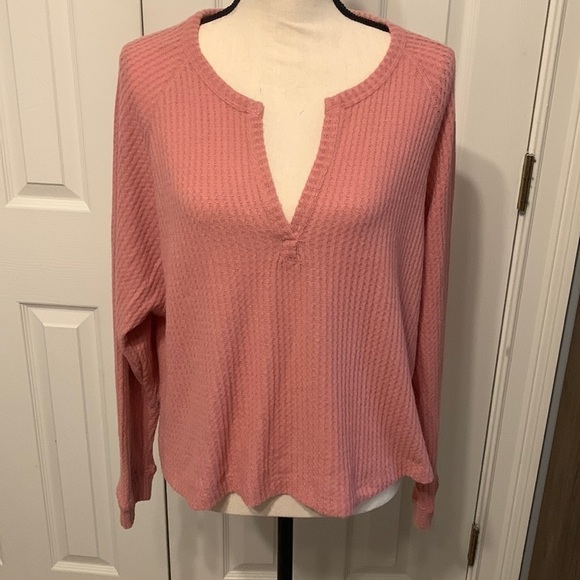 𝅺Abound Thermal Top - Picture 1 of 8